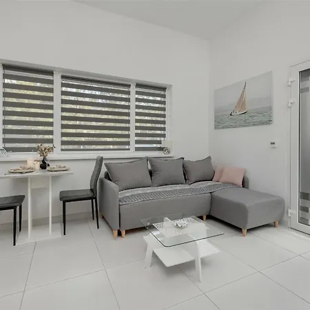 Modern Herberta By Rent Like アパート