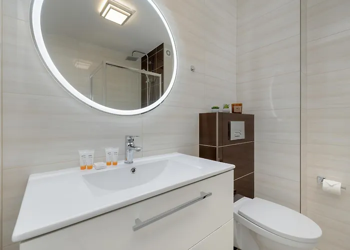 Modern Herberta By Rent Like